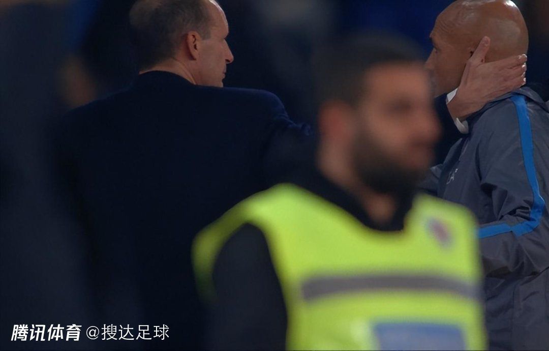 这次续约让双方都感到满意，因为我们都想继续完成这个故事，上赛季的意甲冠军使那不勒斯达到了顶峰。